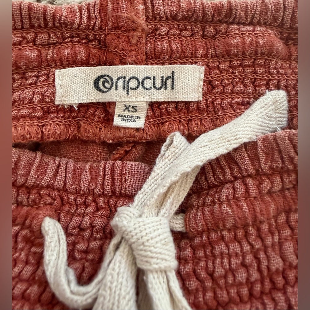 Rip Curl Rust Textured Shorts with Cream Drawstring - Picture 4 of 5